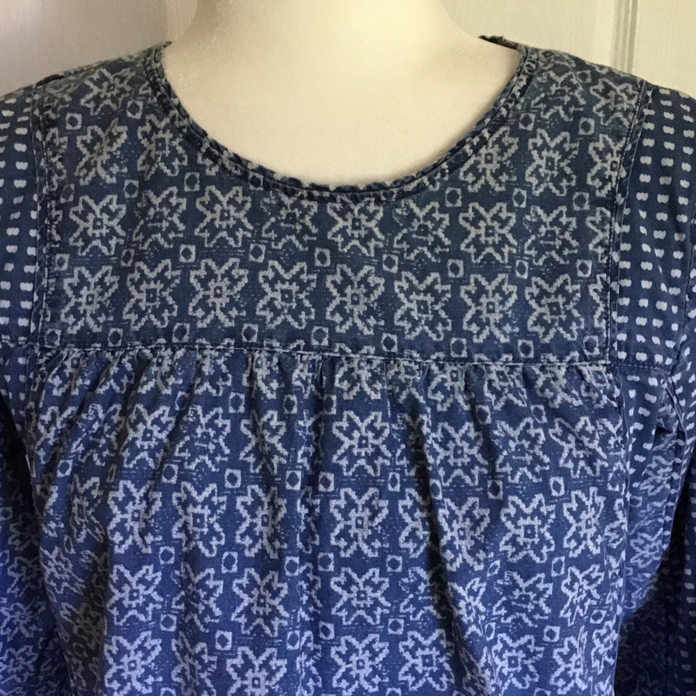 J. Crew Blue and White Boho Smock Top  Long-Sleeve Blouse Size 10 - Picture 2 of 9